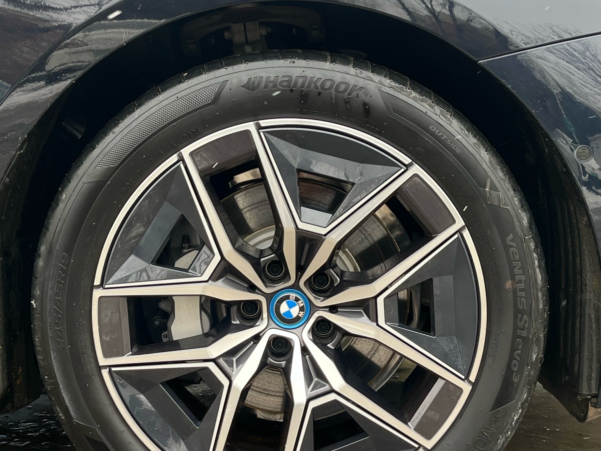 BMW i5 2024 #9 BMW i5 2024 car image #9