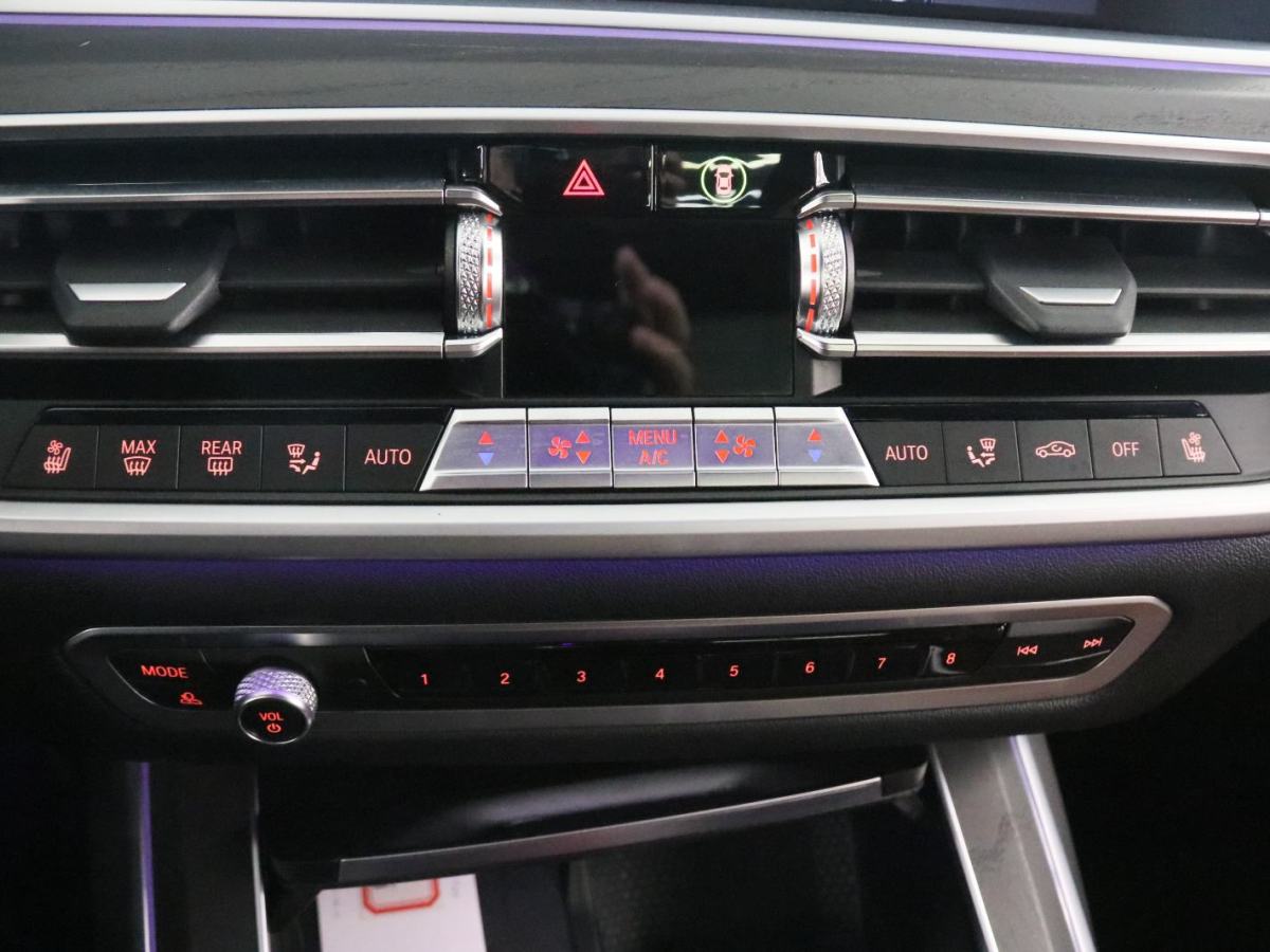 BMW X7 2022 immagine di auto #9