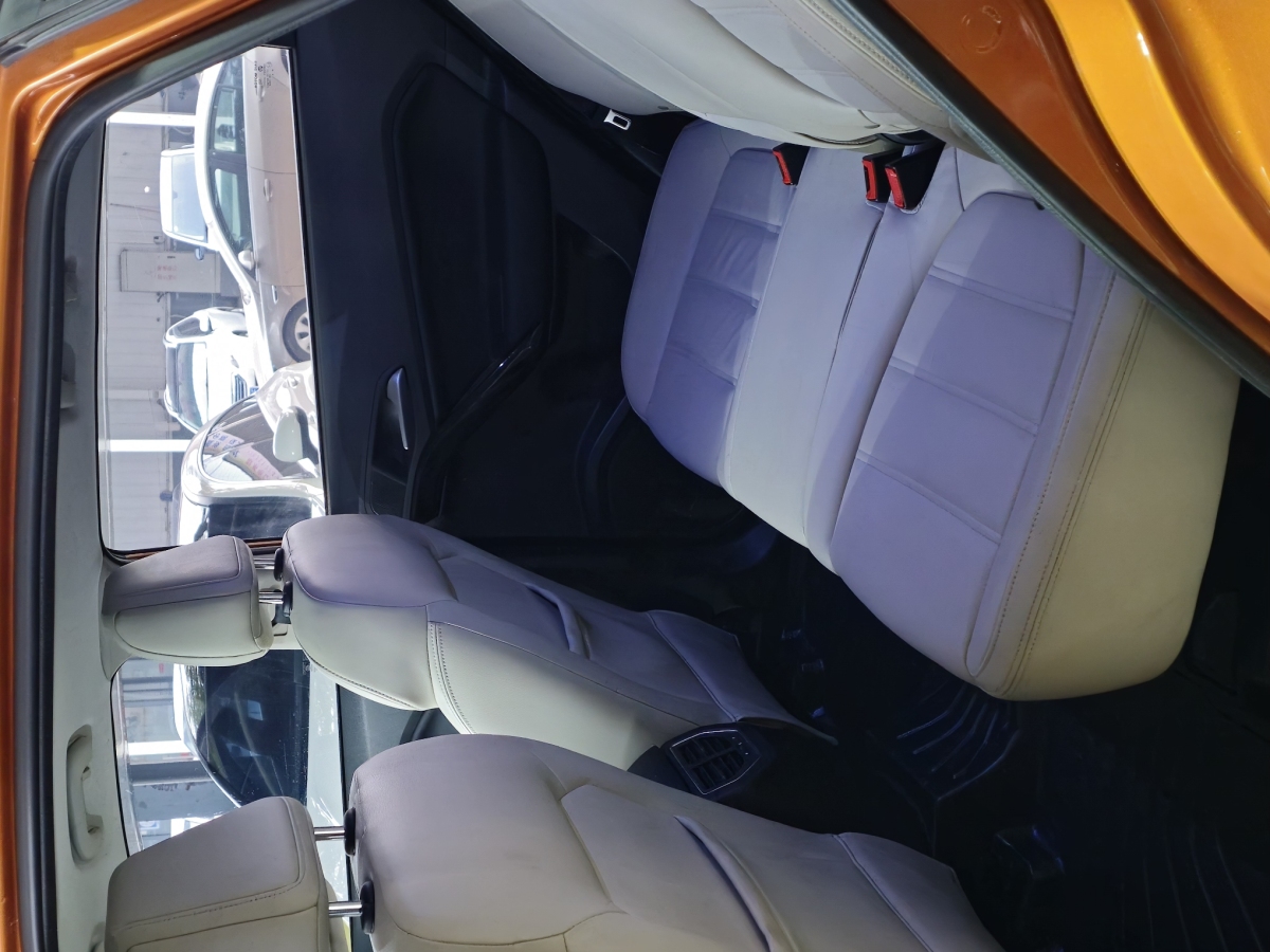 MG GS 2015 car image #9