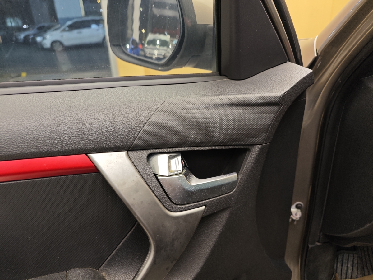 Chery Tiggo 3 2017 car image #9
