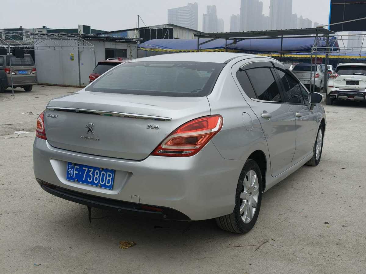 Peugeot 308 2013 #9 Peugeot 308 2013 car image #9