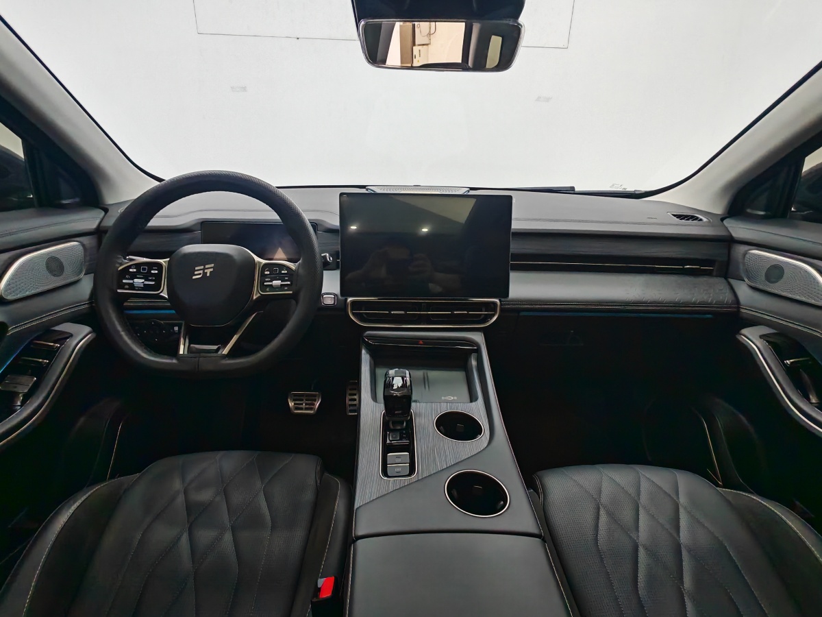 Jetour X90 C-DM 2025 immagine di auto #9