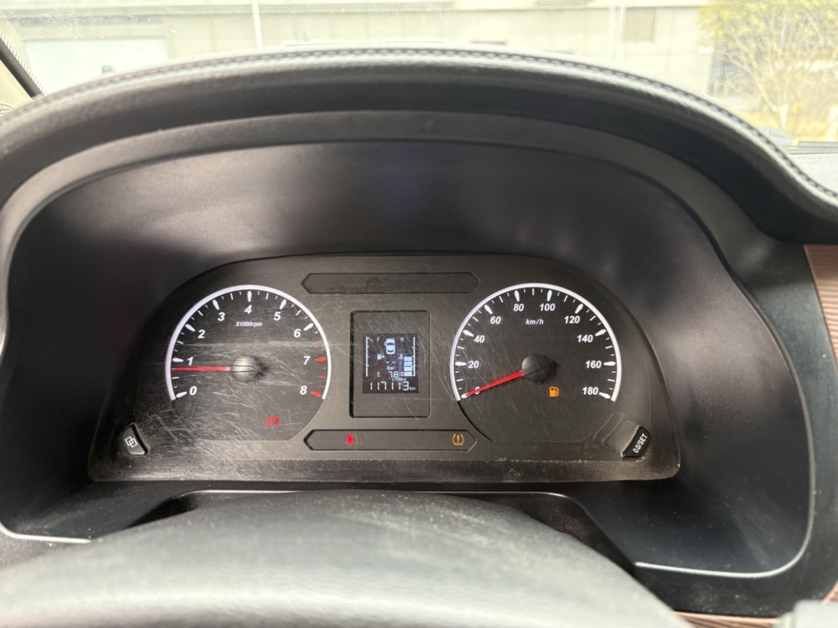 Forthing Lingzhi 2019 صورة سيارة #9