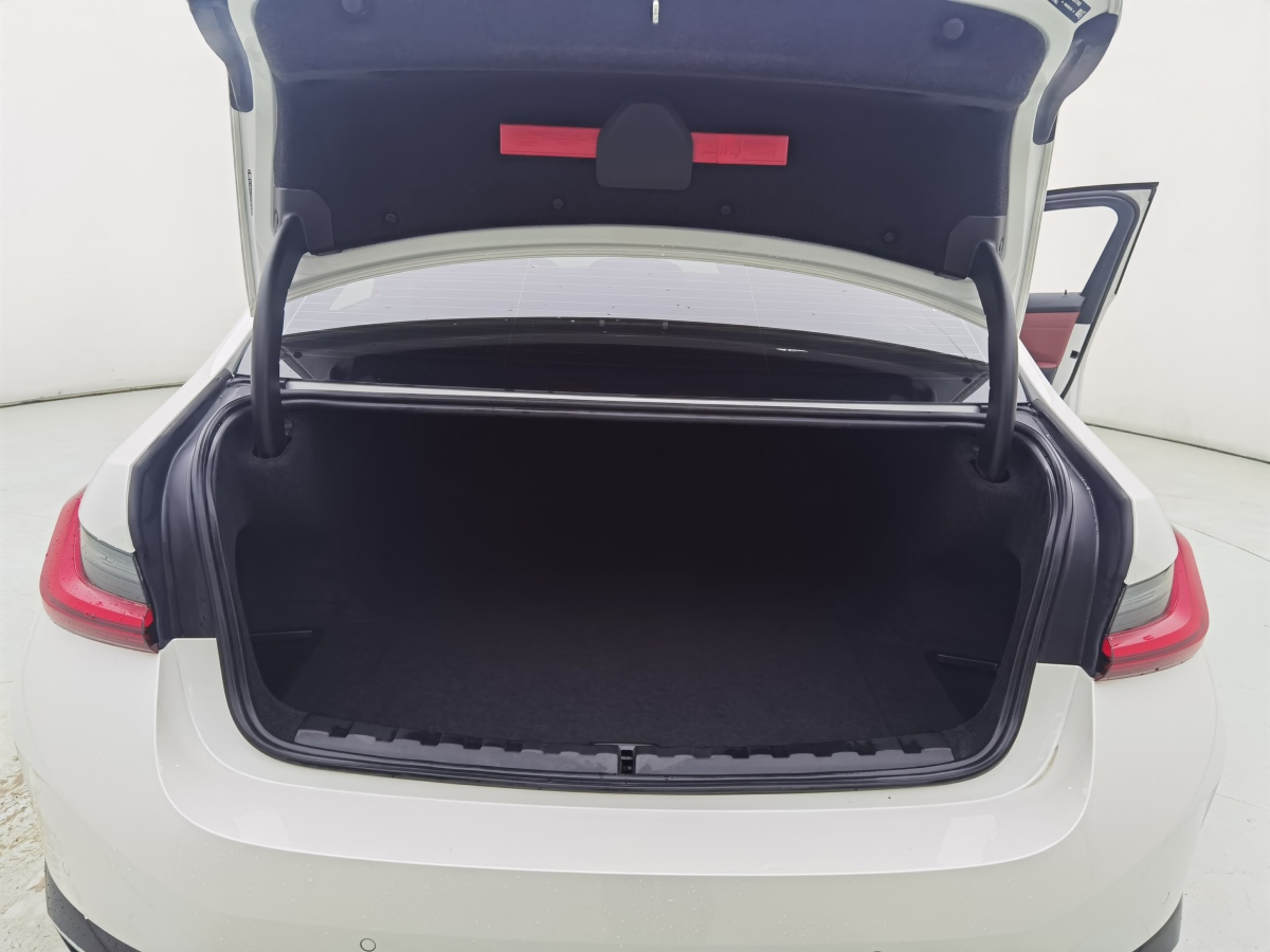 BMW i3 2023 #9 BMW i3 2023 car image #9