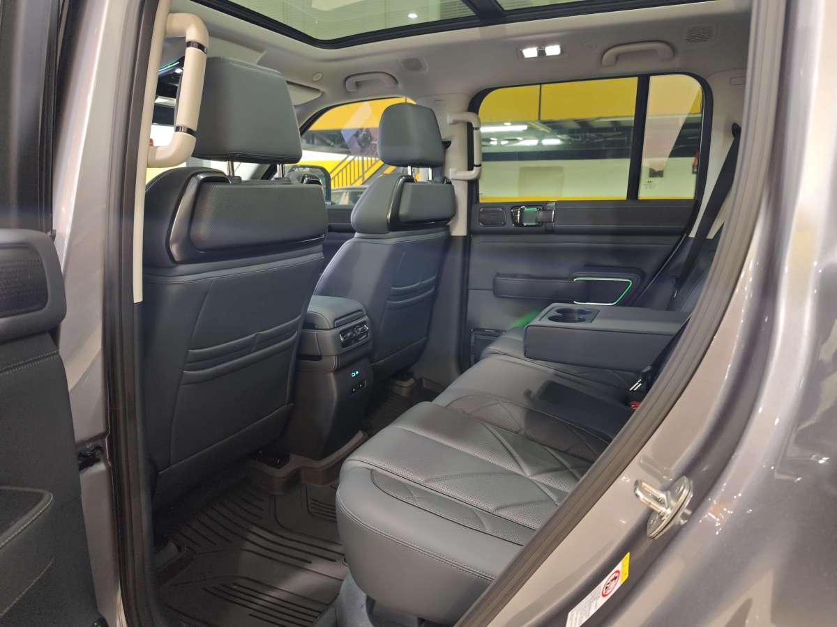 FangChengBao Leopard 5 2024 car image #9