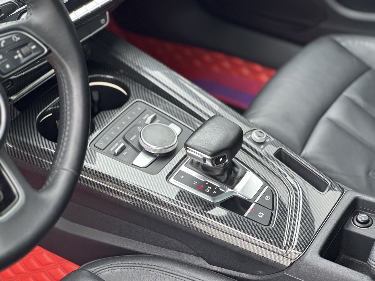 Audi A4L 2019 #9 Audi A4L 2019 car image #9