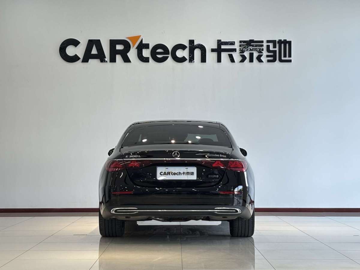 Mercedes-Benz E Class 2024 car image #9