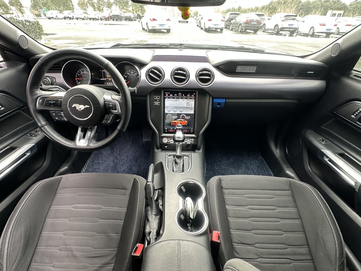 Ford Mustang 2018 immagine di auto #9