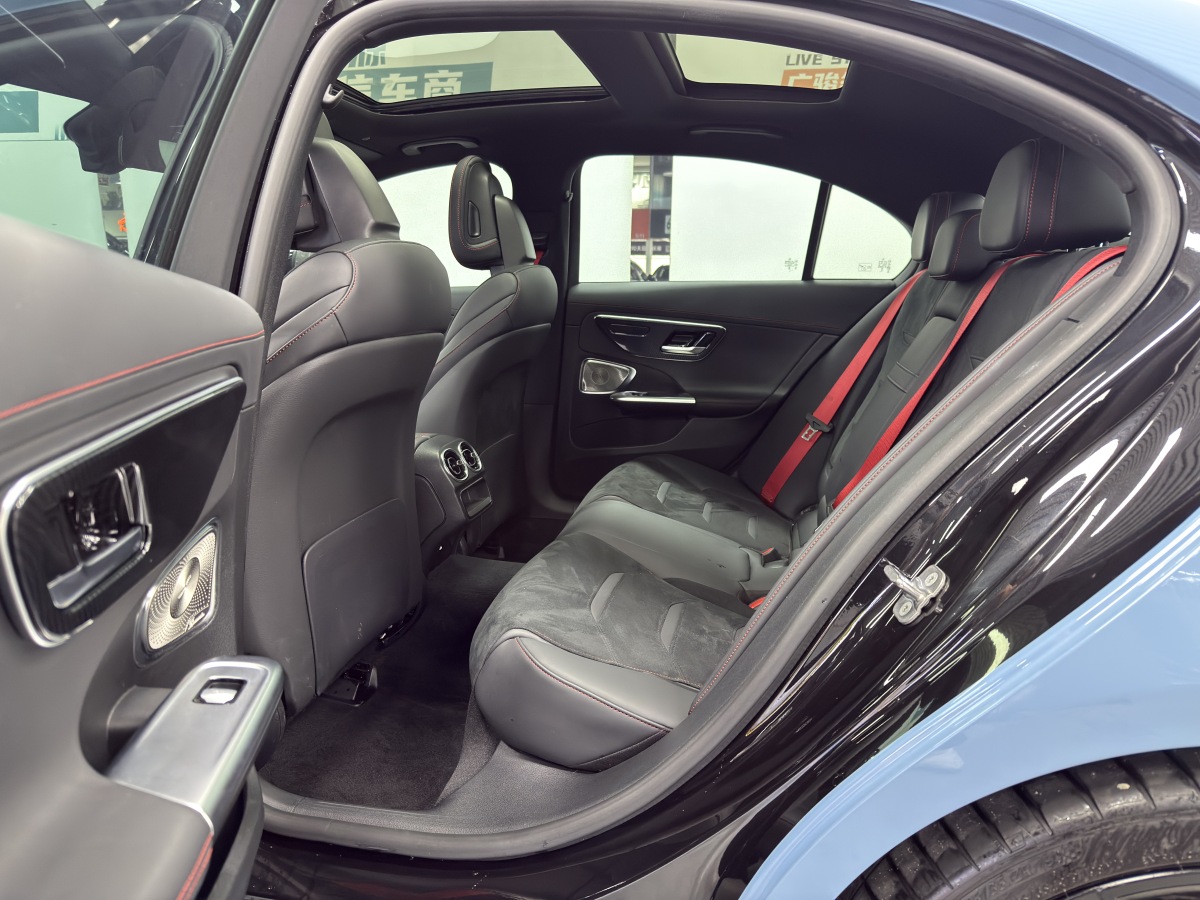 Mercedes-Benz C AMG 2024 #9 Mercedes-Benz C AMG 2024 صورة سيارة #9