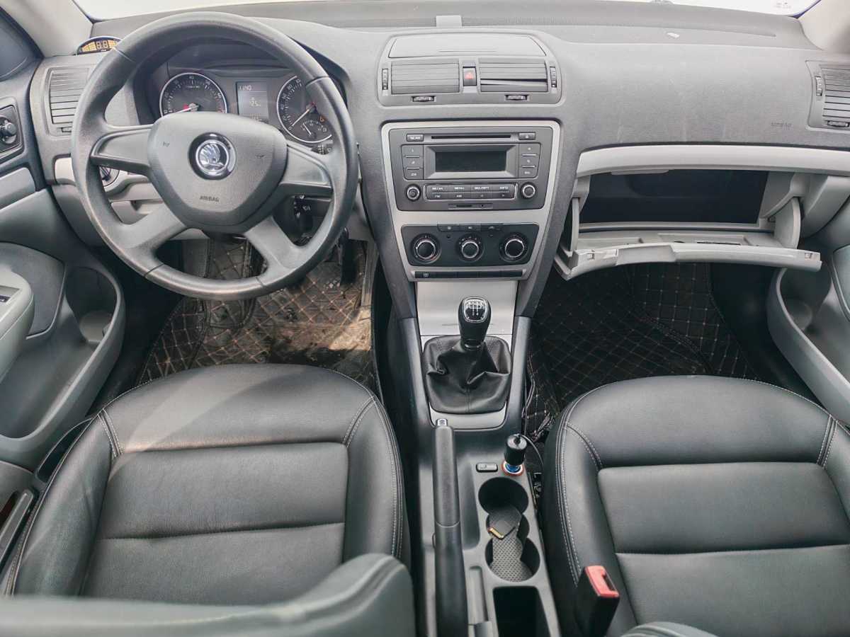 Skoda Octavia 2015 #9 Skoda Octavia 2015 car image #9