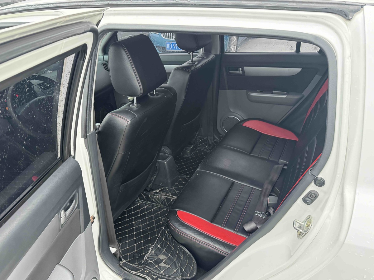 Suzuki Swift 2014 #9 Suzuki Swift 2014 car image #9