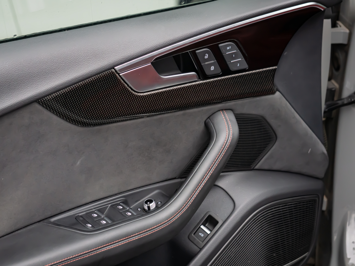 Audi S5 2022 car image #9