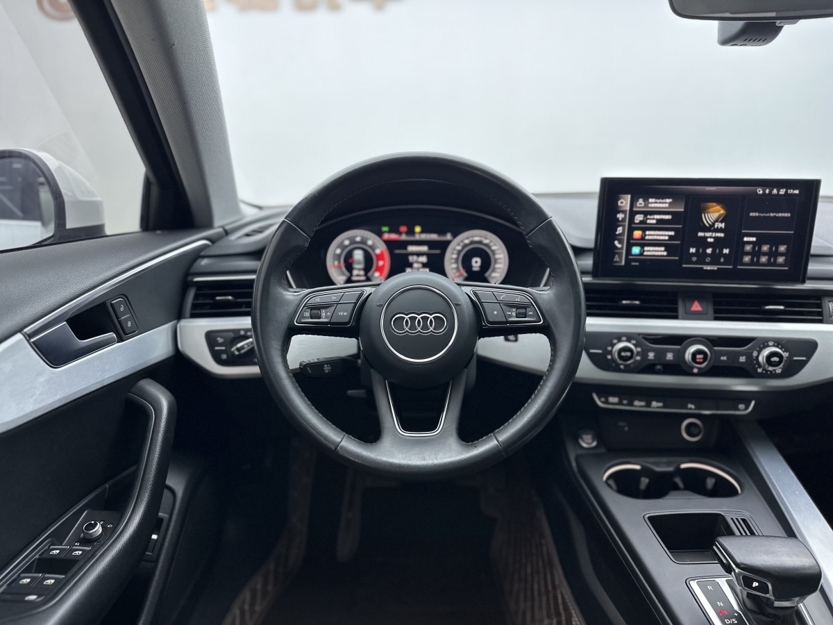 Audi A4L 2022 immagine di auto #9
