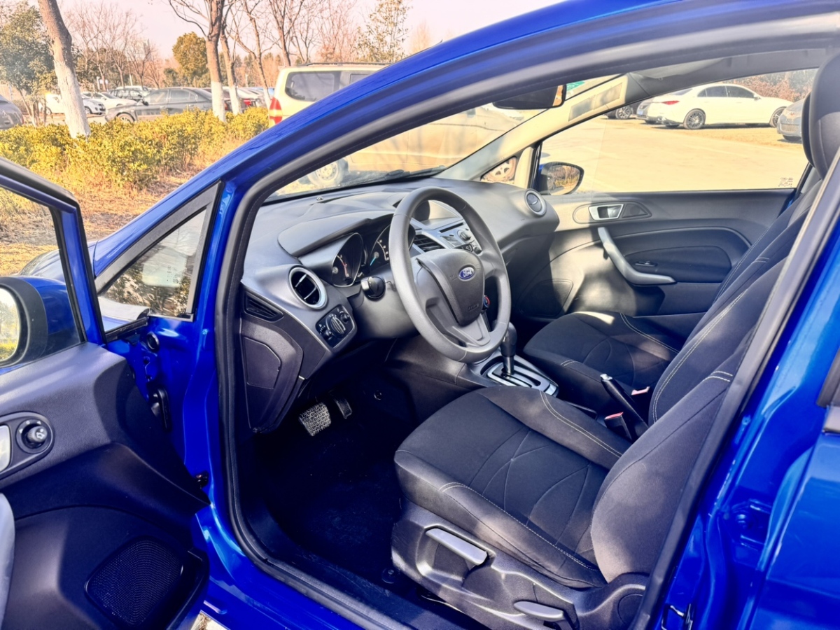 Ford 2015 car image #9