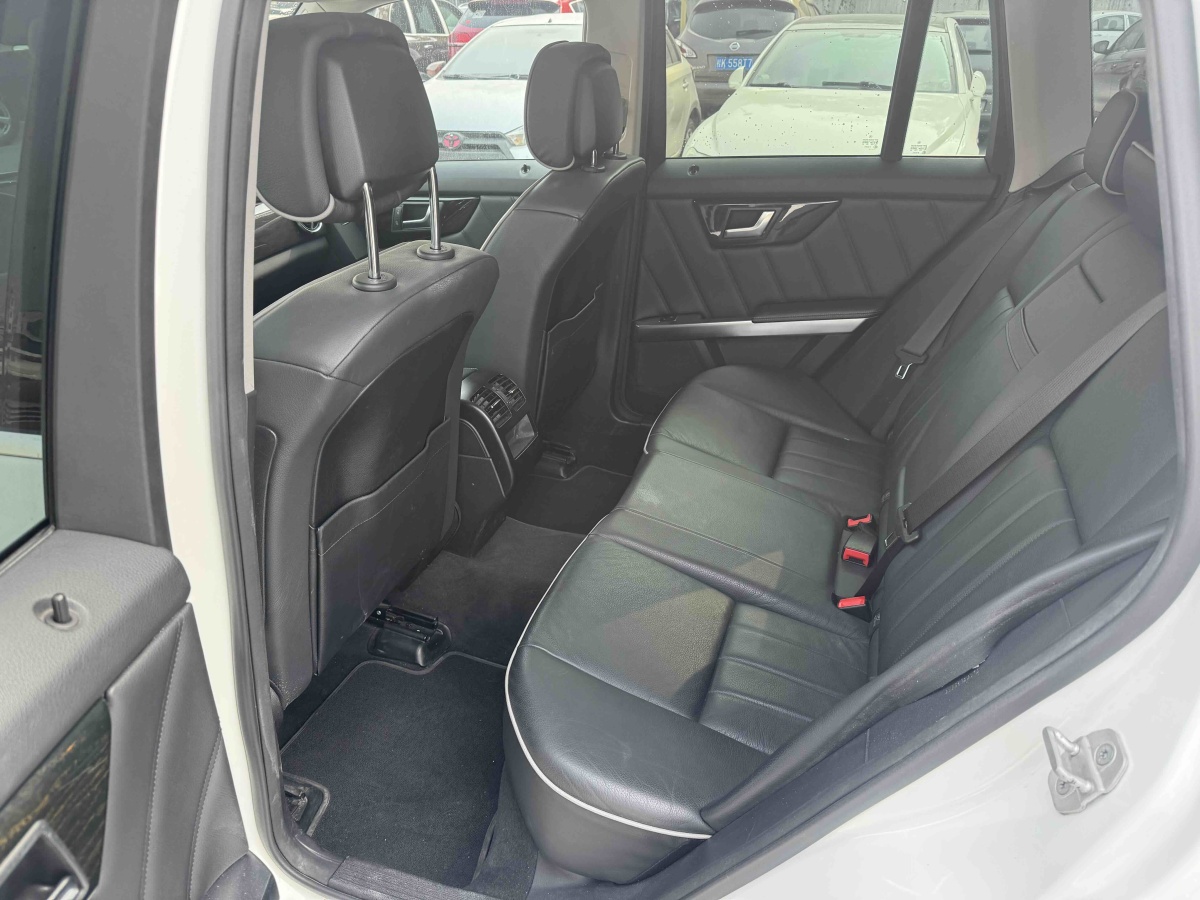 Mercedes-Benz GLK Class 2014 car image #9