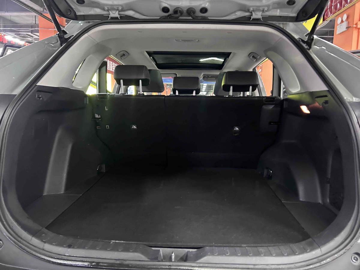 Toyota RAV4 2019 #9 Toyota RAV4 2019 car image #9