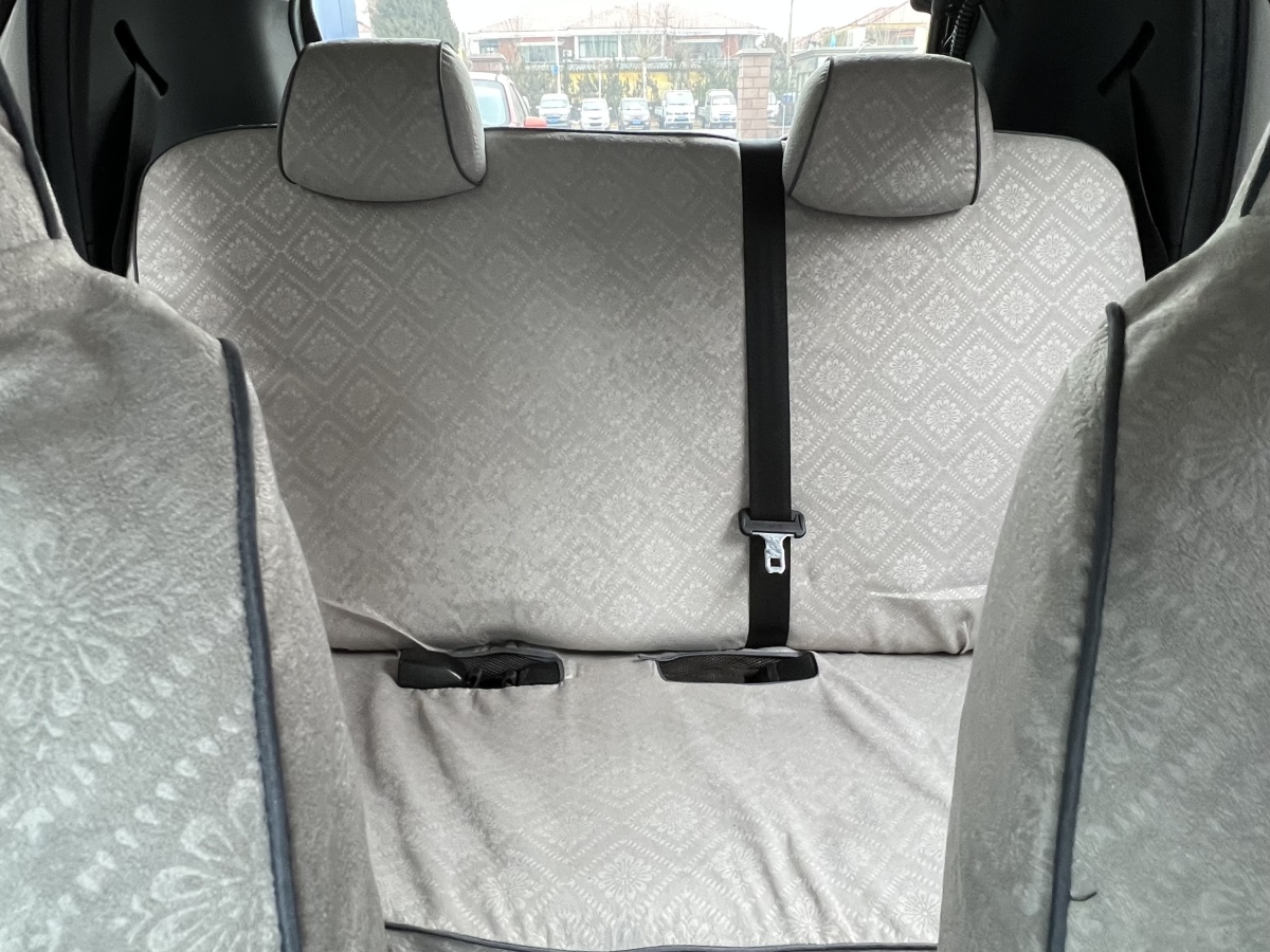 BYD F0 2018 car image #9