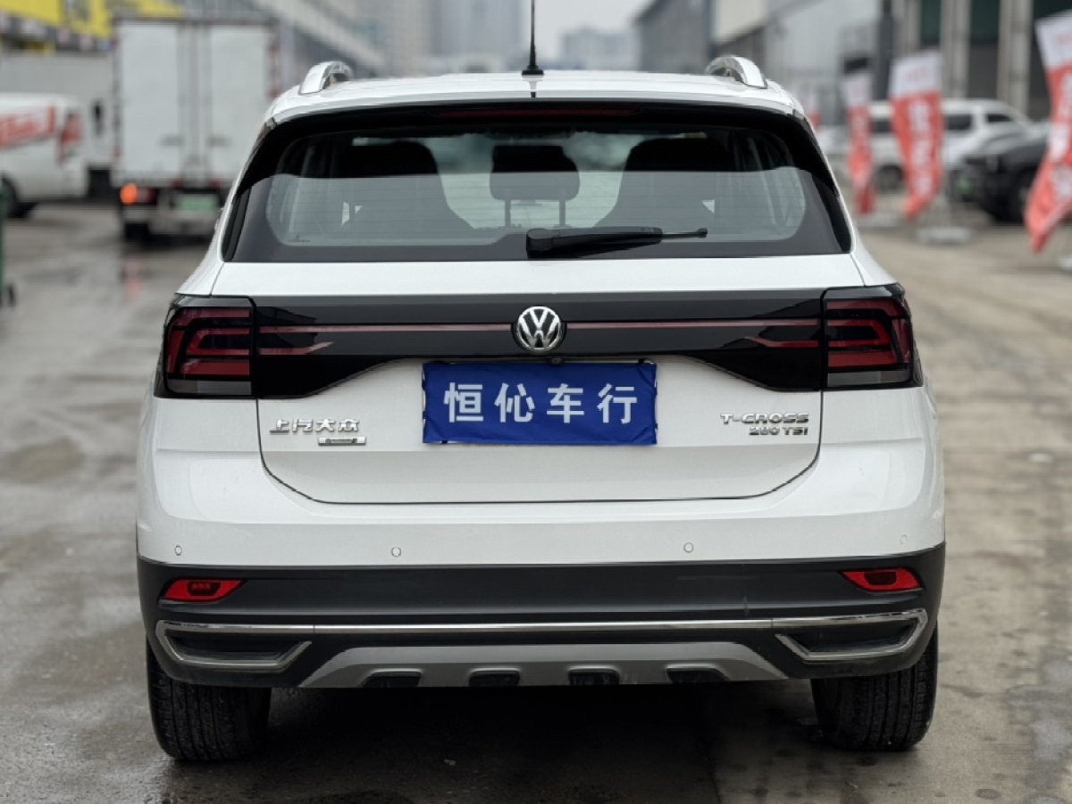 Volkswagen T-Cross 2021 car image #9