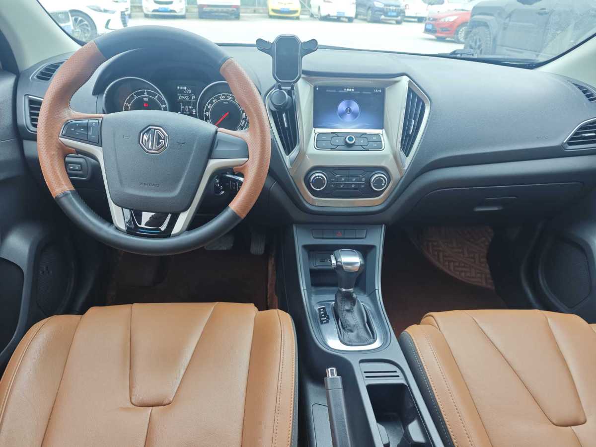 MG GT 2017 car image #9