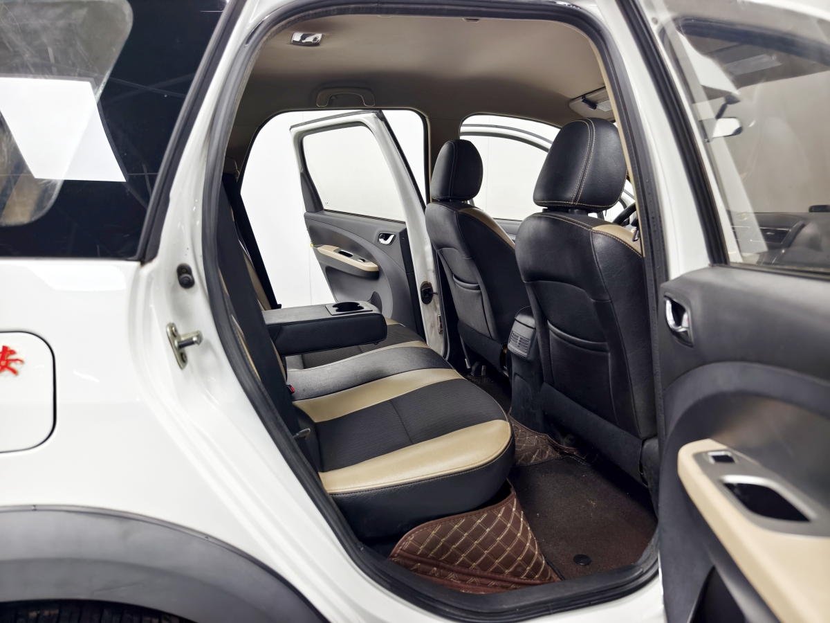 Forthing JOYEAR X3 2015 #9 Forthing JOYEAR X3 2015 immagine di auto #9