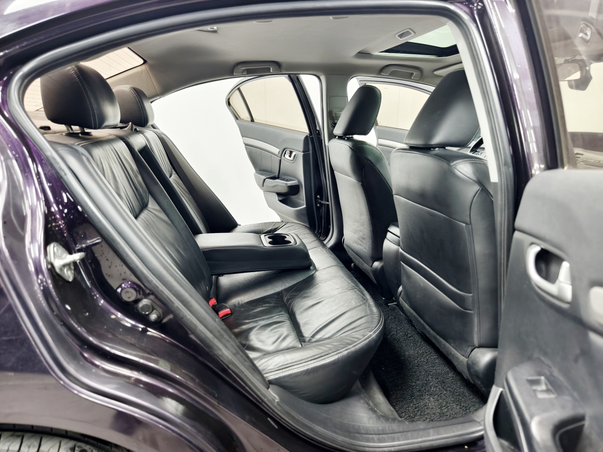 Honda Civic 2012 car image #9