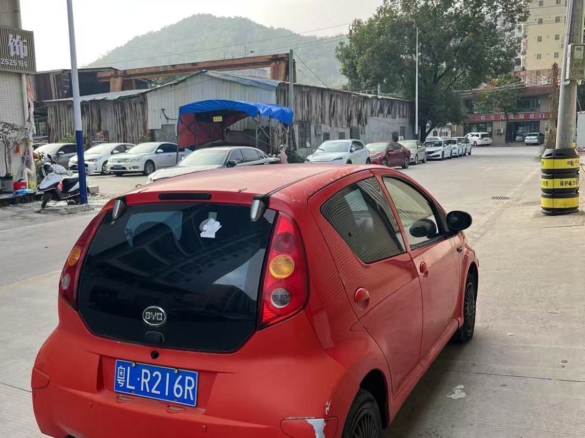 BYD 2011 immagine di auto #9