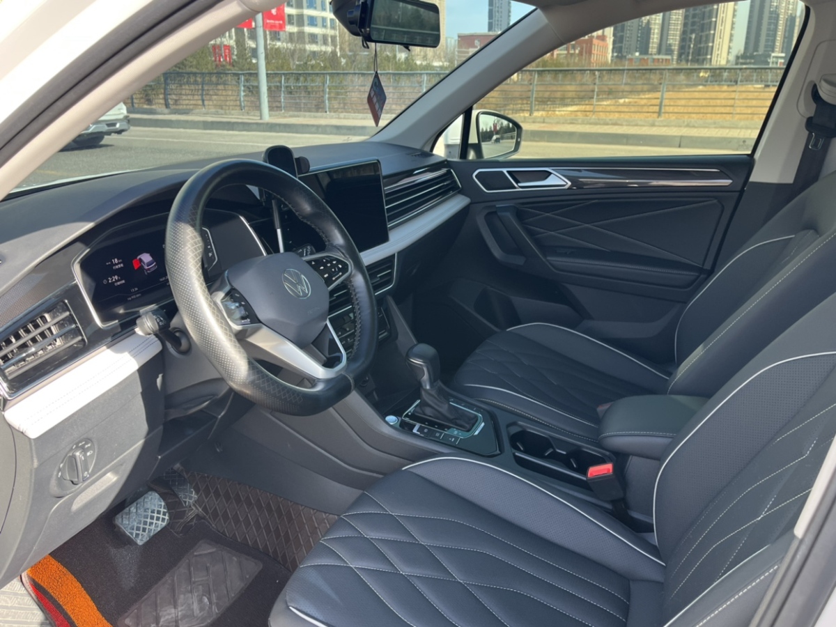 Volkswagen Tiguan L New Energy 2022 car image #9