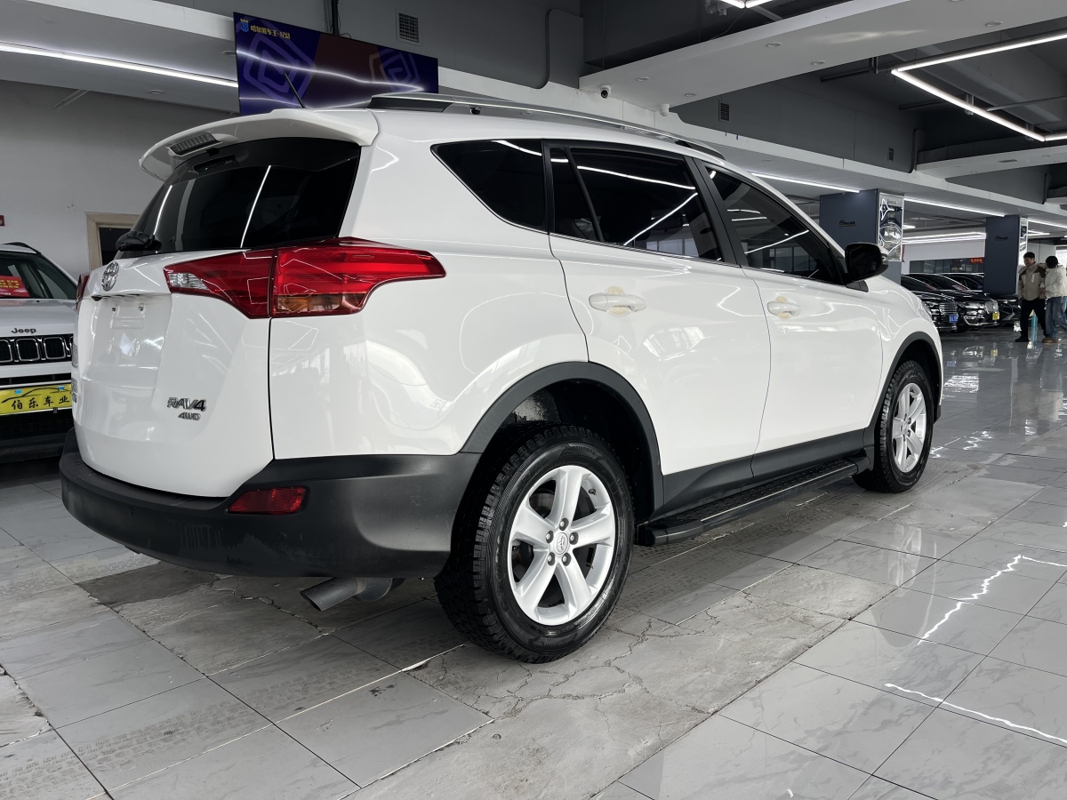 Toyota RAV4 2014 car image #9
