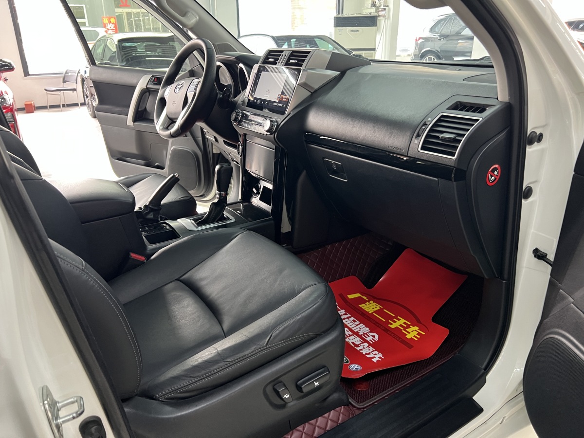 Toyota Land Cruiser Prado 2015 car image #9