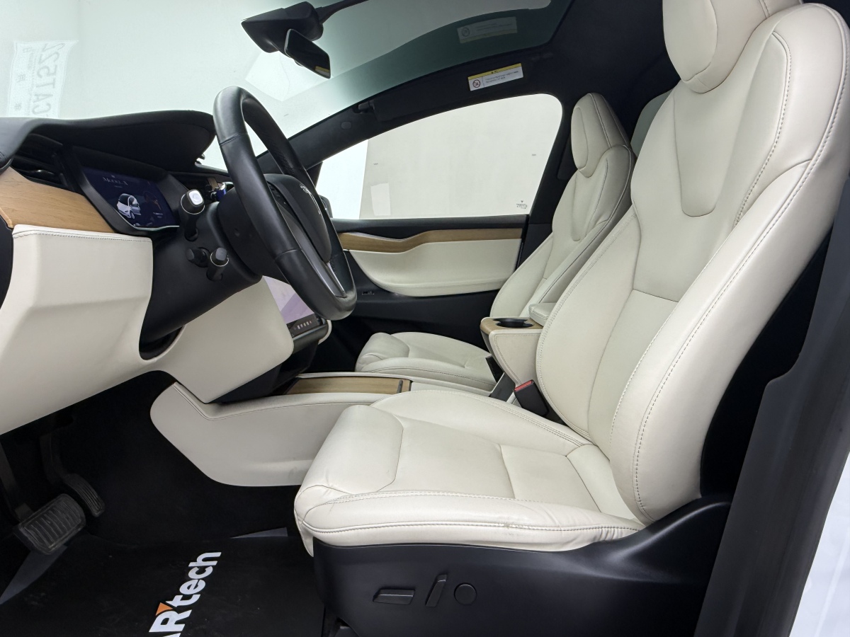 Tesla Model X 2020 immagine di auto #9