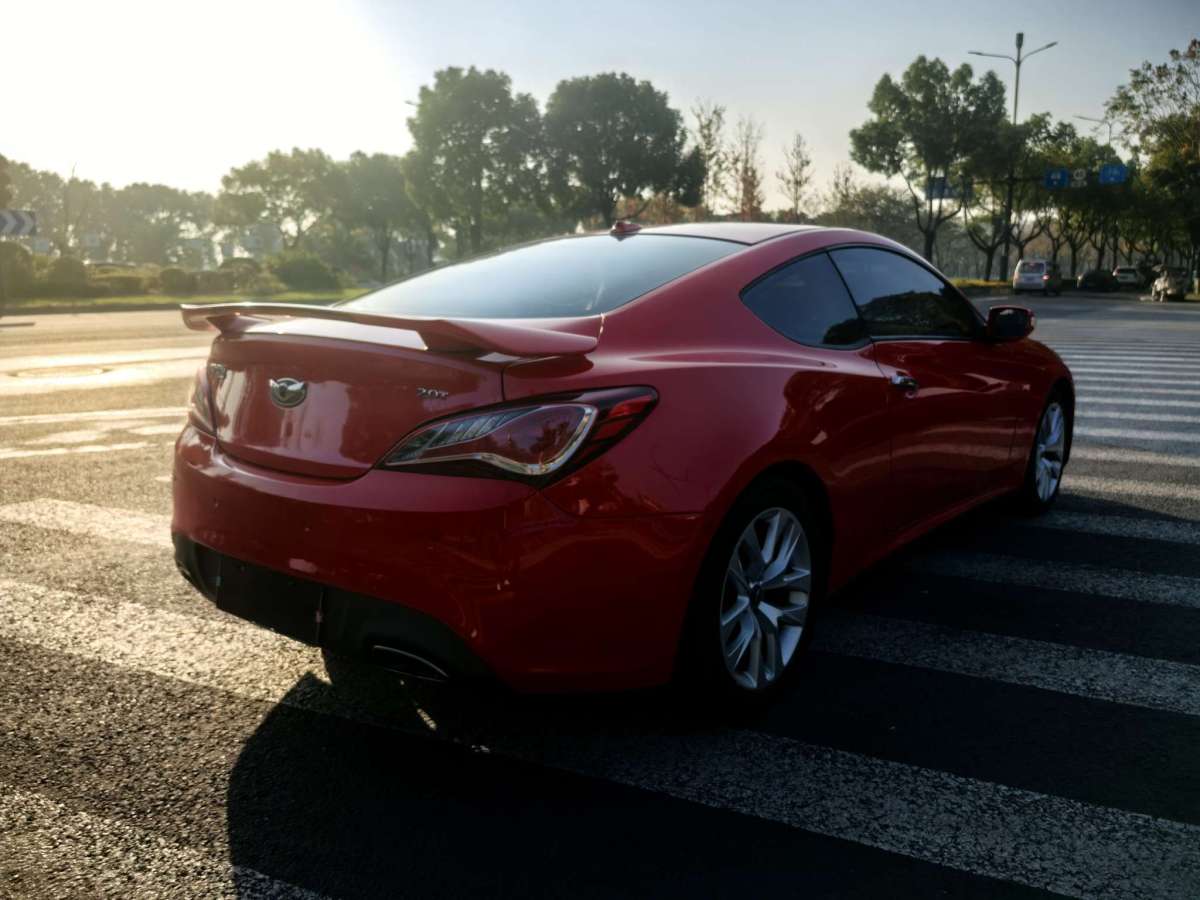 Hyundai Rohens-Coupe 2015 #9 Hyundai Rohens-Coupe 2015 car image #9