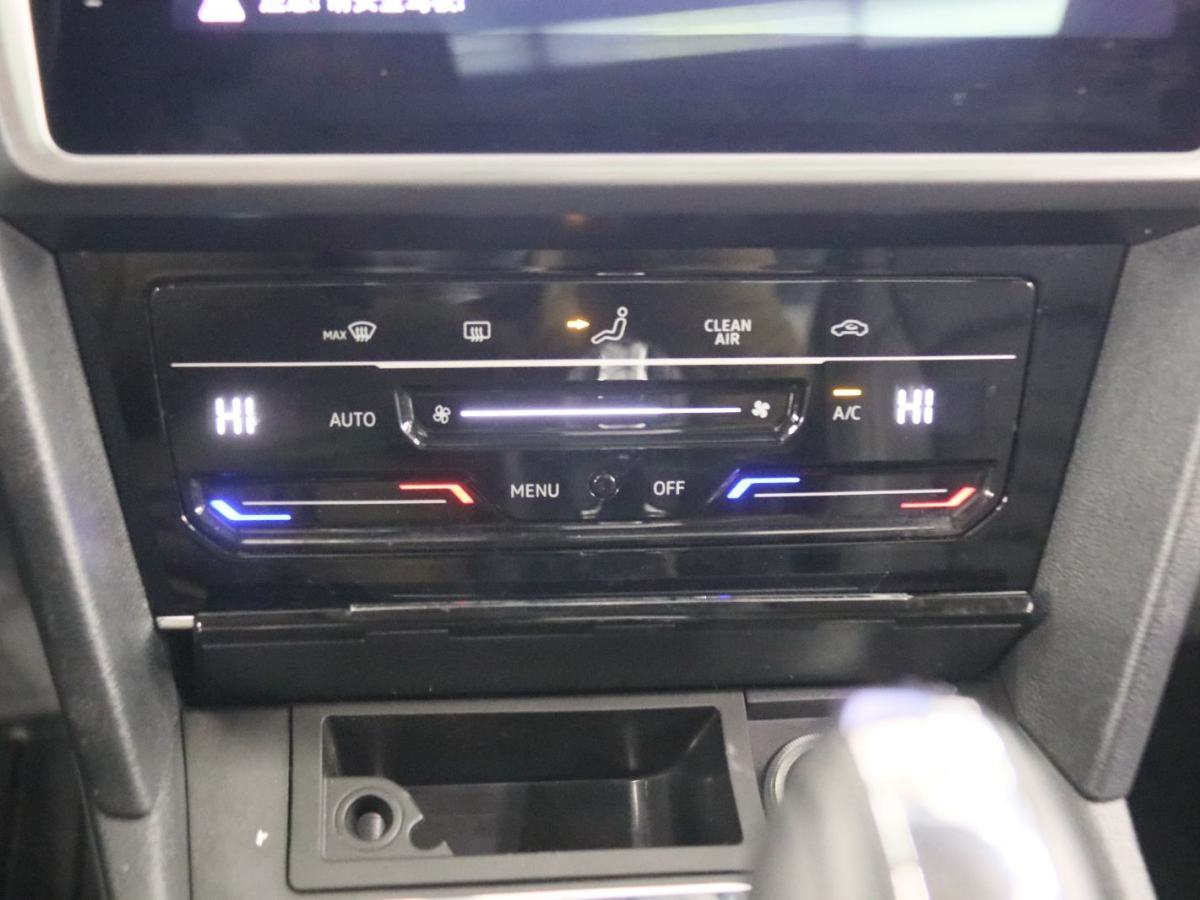 Volkswagen Lamando 2021 car image #9