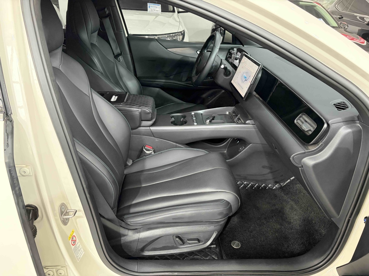 BYD 2025 #9 BYD 2025 immagine di auto #9