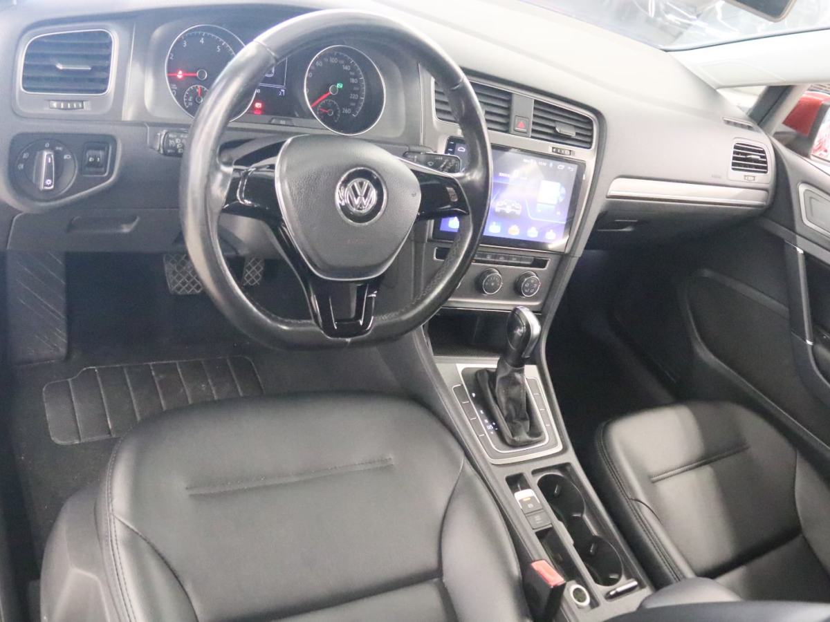 Volkswagen 2016 car image #9