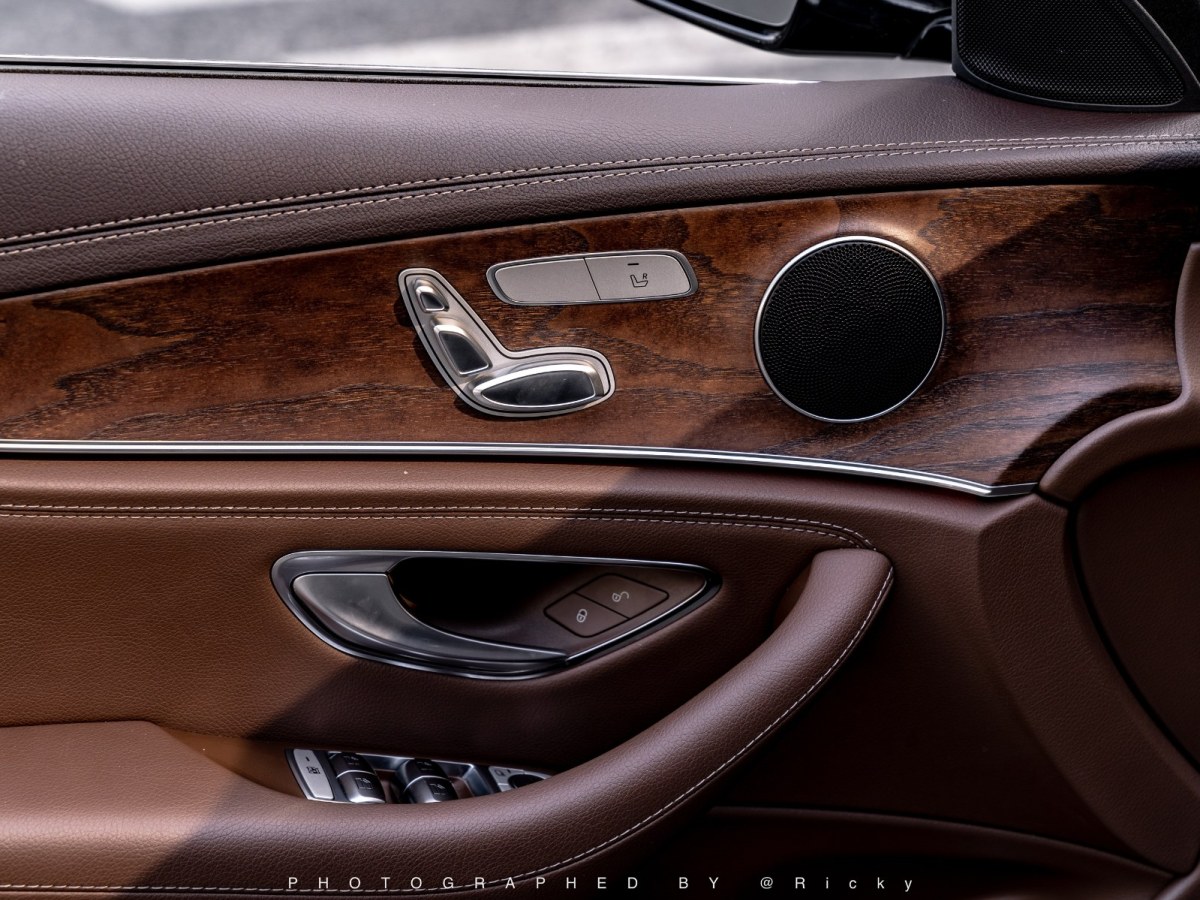 Mercedes-Benz 2023 car image #9