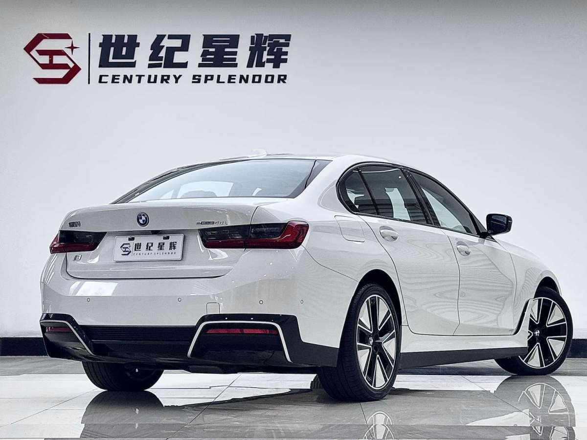 BMW i3 2024 car image #9