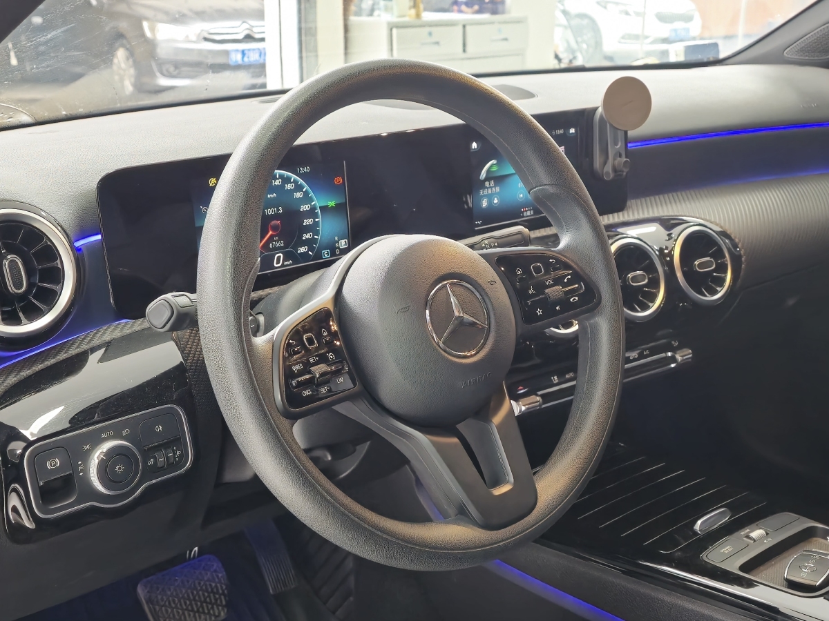 Mercedes-Benz A Class 2020 #9 Mercedes-Benz A Class 2020 car image #9