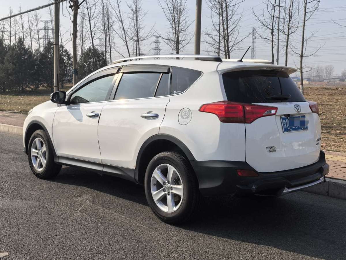 Toyota RAV4 2014 #9 Toyota RAV4 2014 car image #9