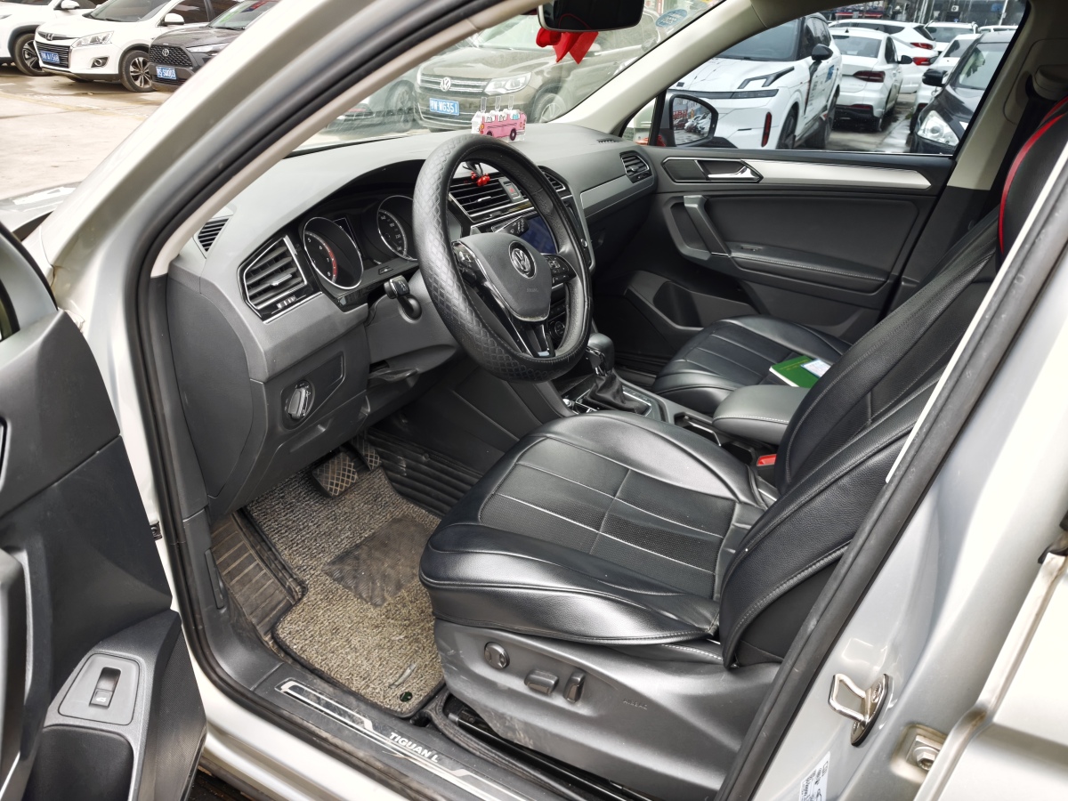 Volkswagen Tiguan X 2018 #9 Volkswagen Tiguan X 2018 car image #9