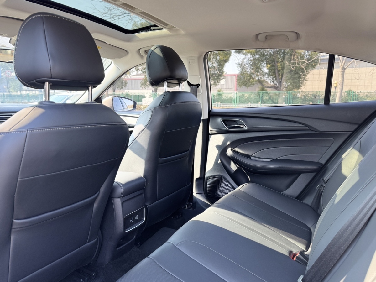 Roewe i5 2019 #9 Roewe i5 2019 car image #9