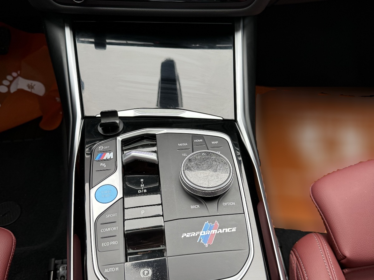 BMW i3 2023 immagine di auto #9