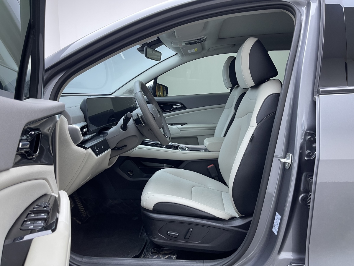 Kia Sportage 2025 car image #9