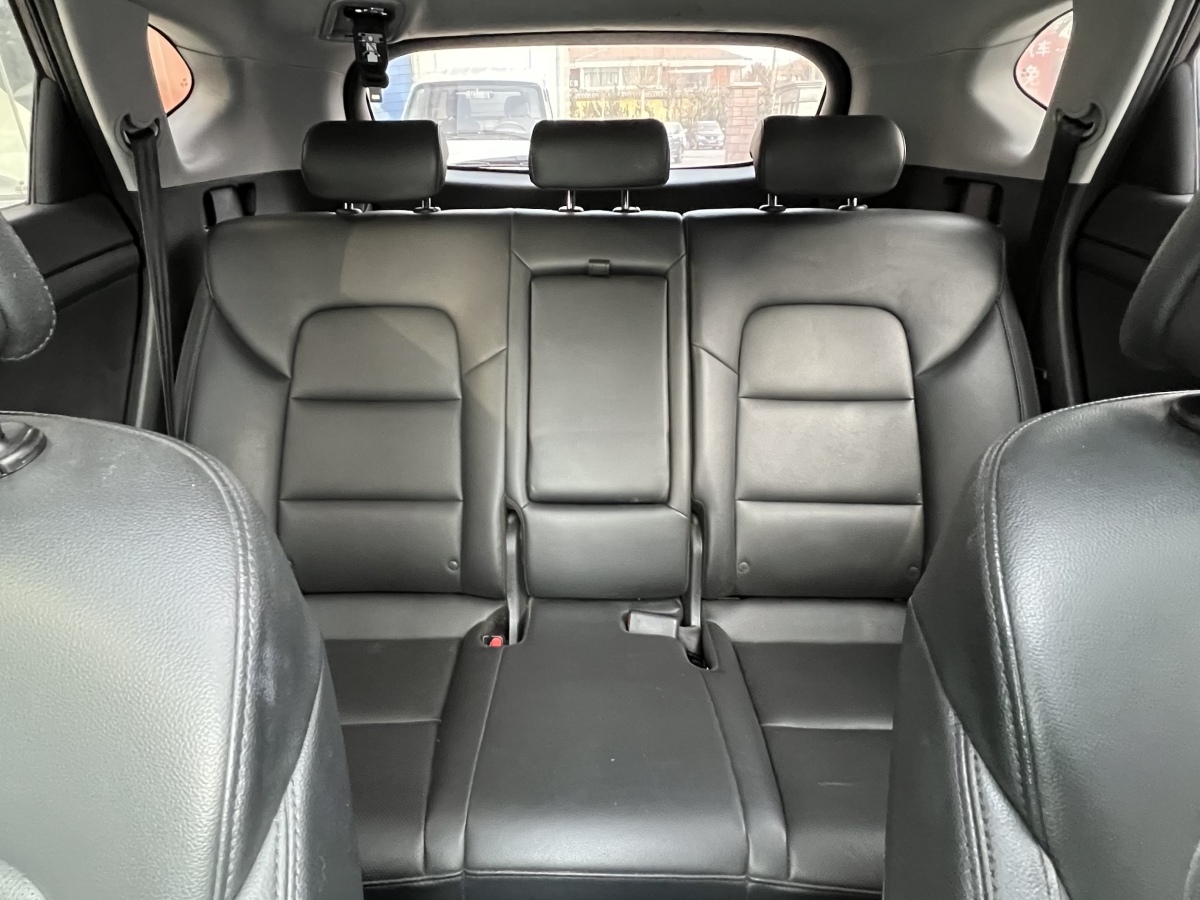 Hyundai Tucson 2017 immagine di auto #9