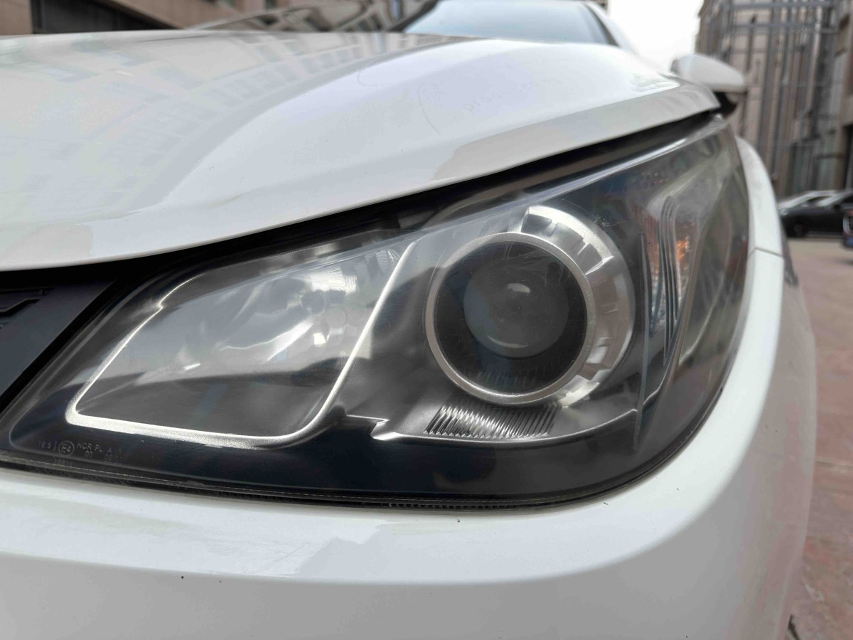 MG 5 2015 #9 MG 5 2015 car image #9