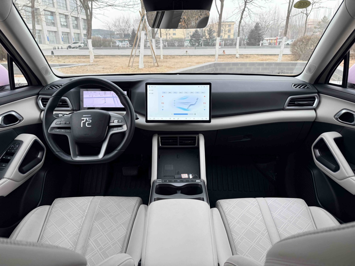 BYD YuanUP 2025 #9 BYD YuanUP 2025 car image #9