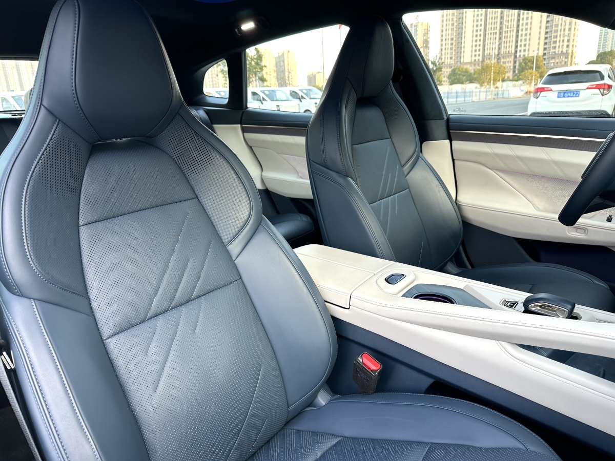 Zeekr 001 2024 #9 Zeekr 001 2024 car image #9