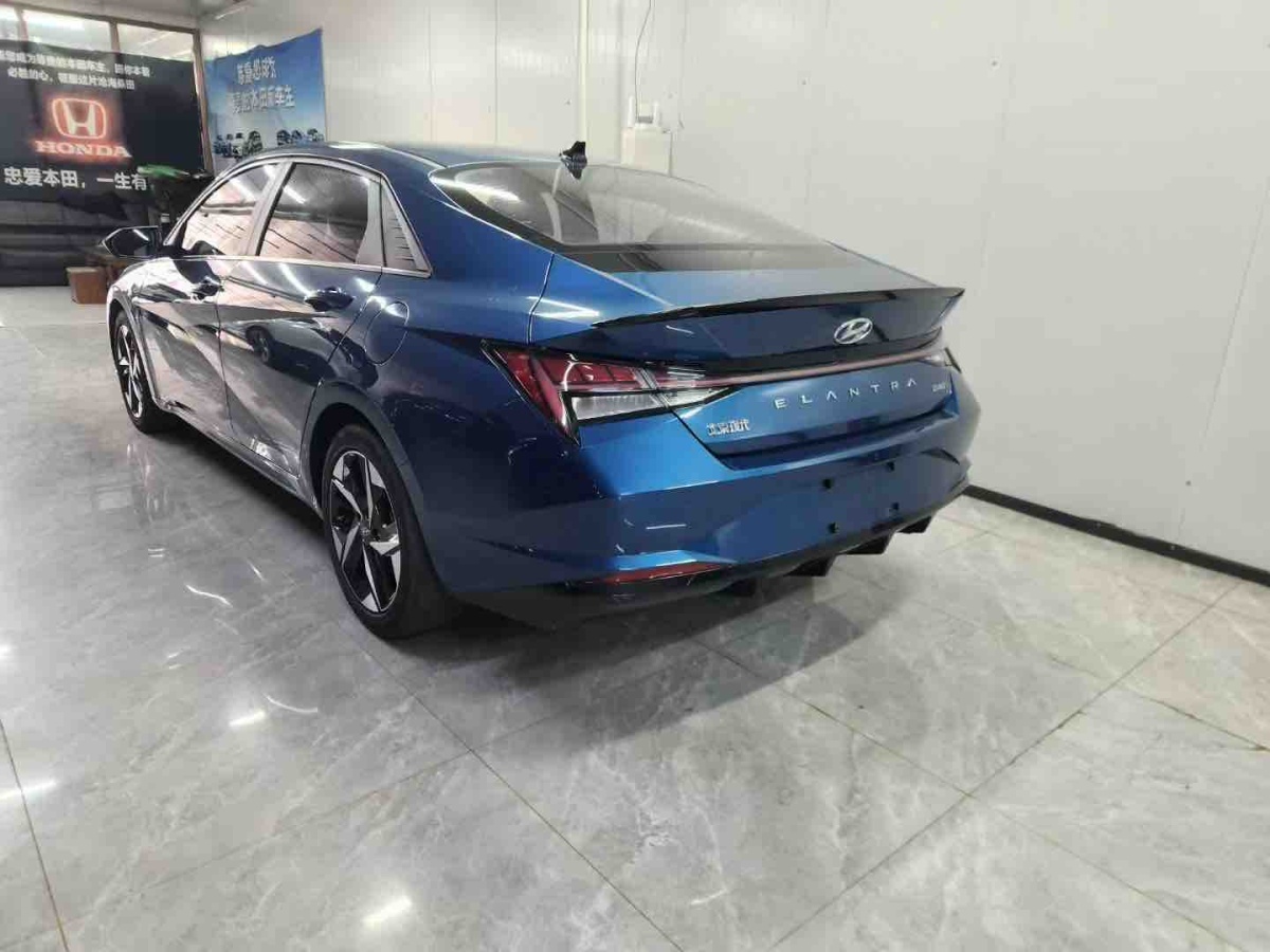 Hyundai Elantra 2022 car image #9