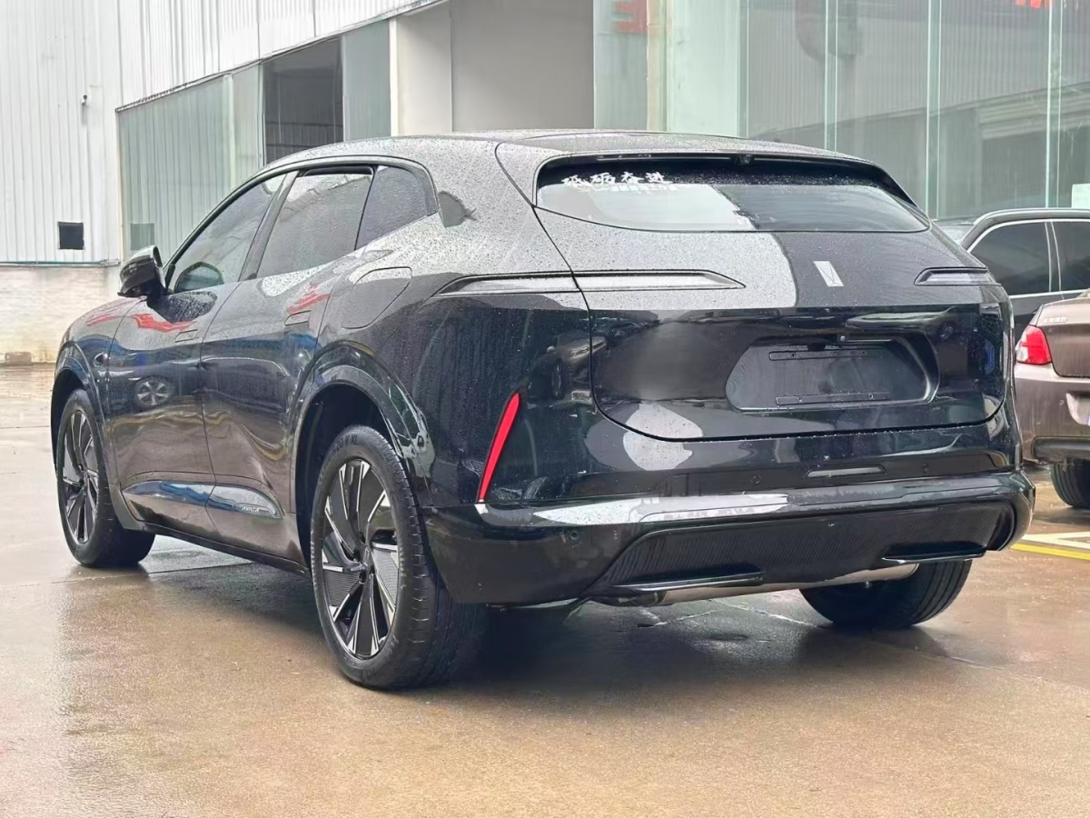 Avatr 07 2025 immagine di auto #9