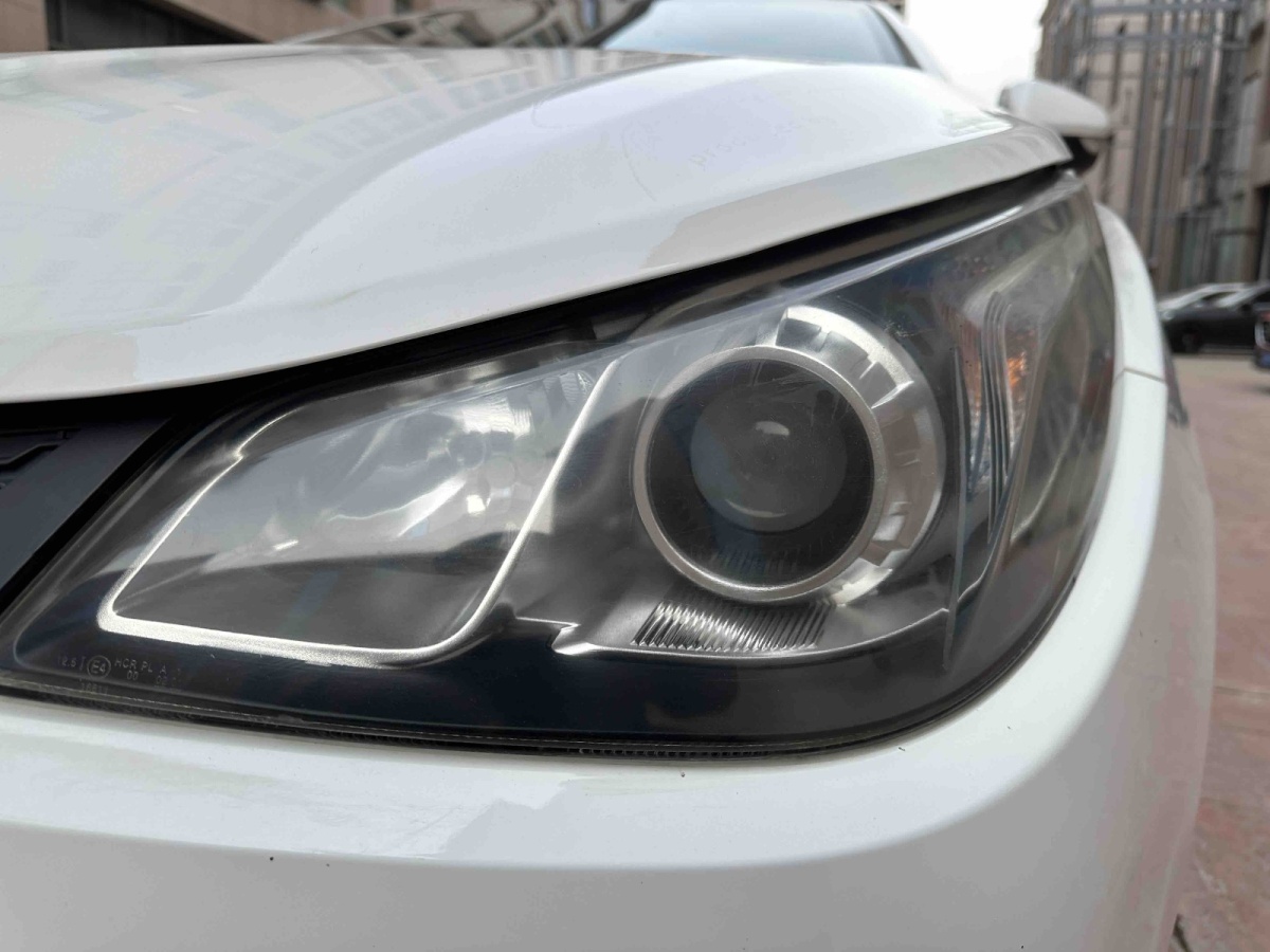 名爵 MG5 2015 汽车图片 #9