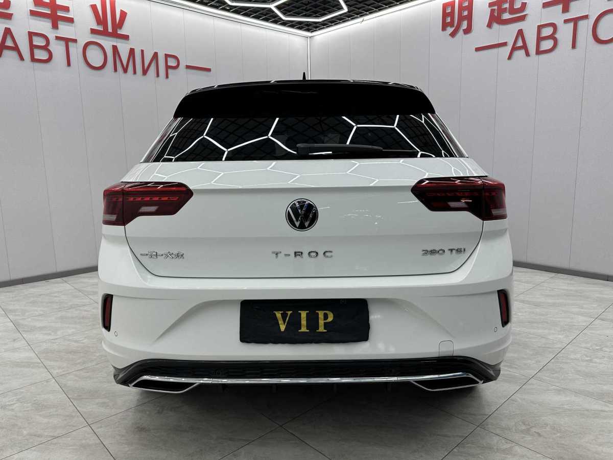 Volkswagen T-Roc 2023 car image #9